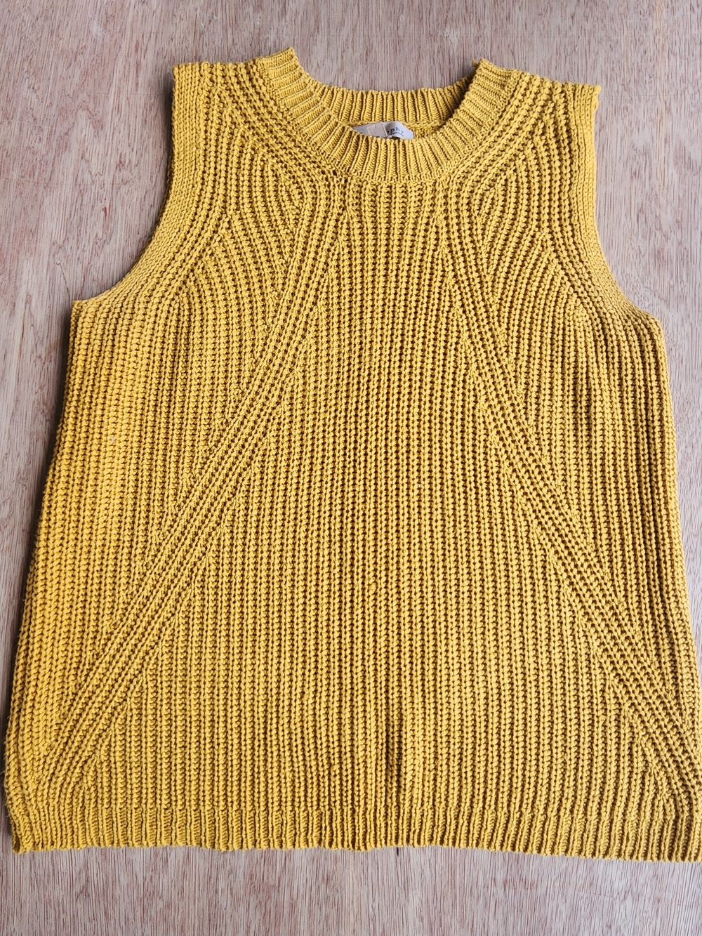 Mustard Yellow Chunky Fisherman Cable Knit Crewneck Sweater Vest - Size M